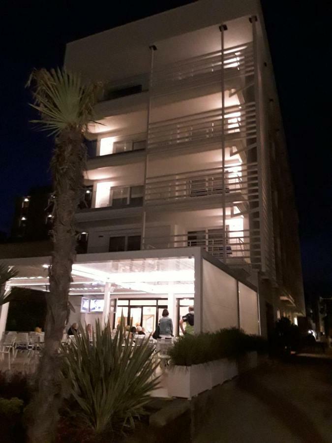 Hotel Strand A Frontemare Lido di Jesolo Dış mekan fotoğraf